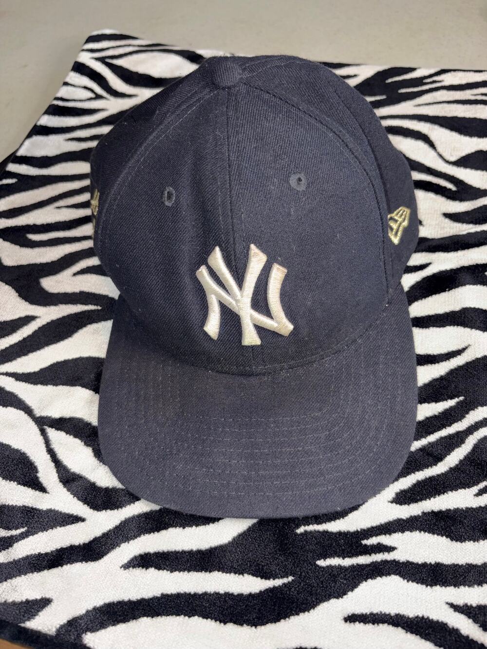 New Era 9FIFTY NY Yankees 27X World Series Champs Tally Marks Snapback Hat